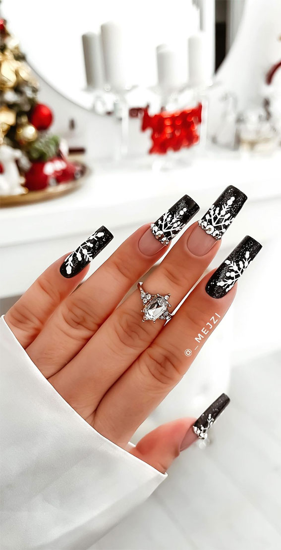 50+ Best Festive Christmas Nails : Diamante + Snowflake Black Nails