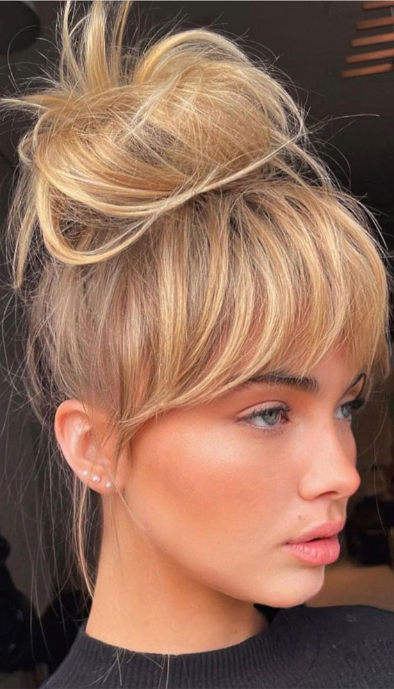 20+ Beautiful Hairstyles to wear in the festive season : Messy Top Knot