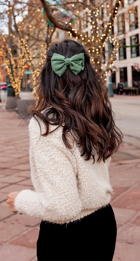 20+ Beautiful Hairstyles to wear in the festive season : Half Up Medium Length