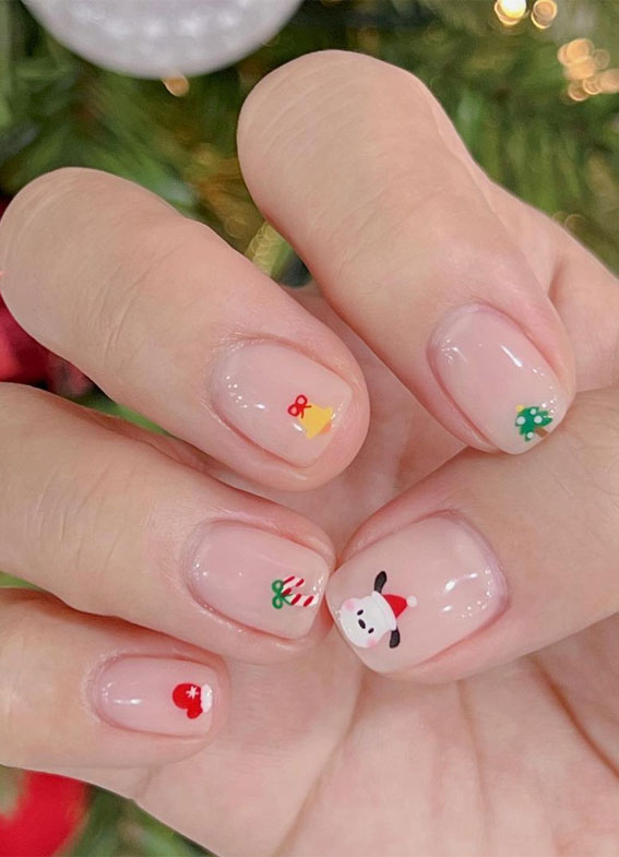 50+ Festive Holiday Nail Designs & Ideas : Cute Minimalist Christmas Nails