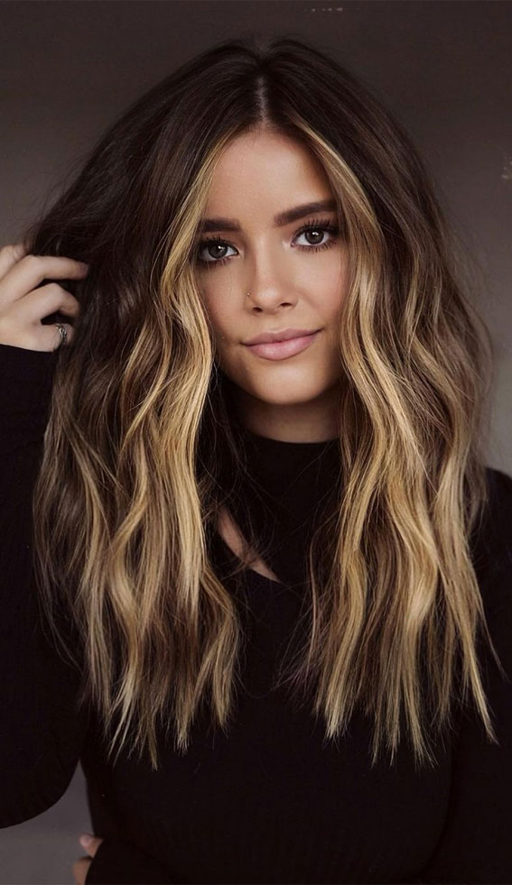 70+ Trendy Hair Colour Ideas & Hairstyles : Rich Brunette with High Contrast Face Frame