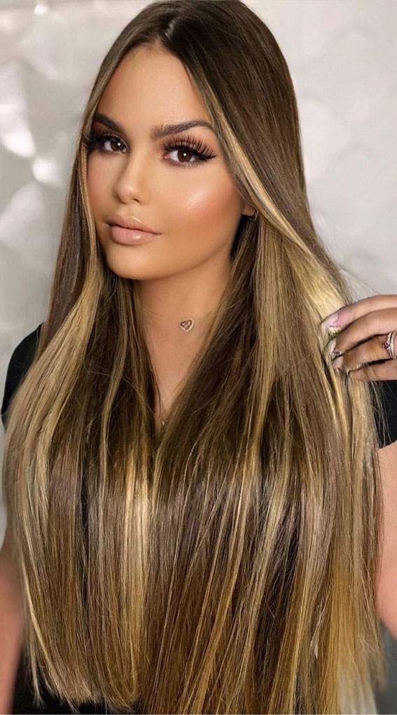 70+ Trendy Hair Colour Ideas & Hairstyles : Honey Blonde Balayage + Face Frame