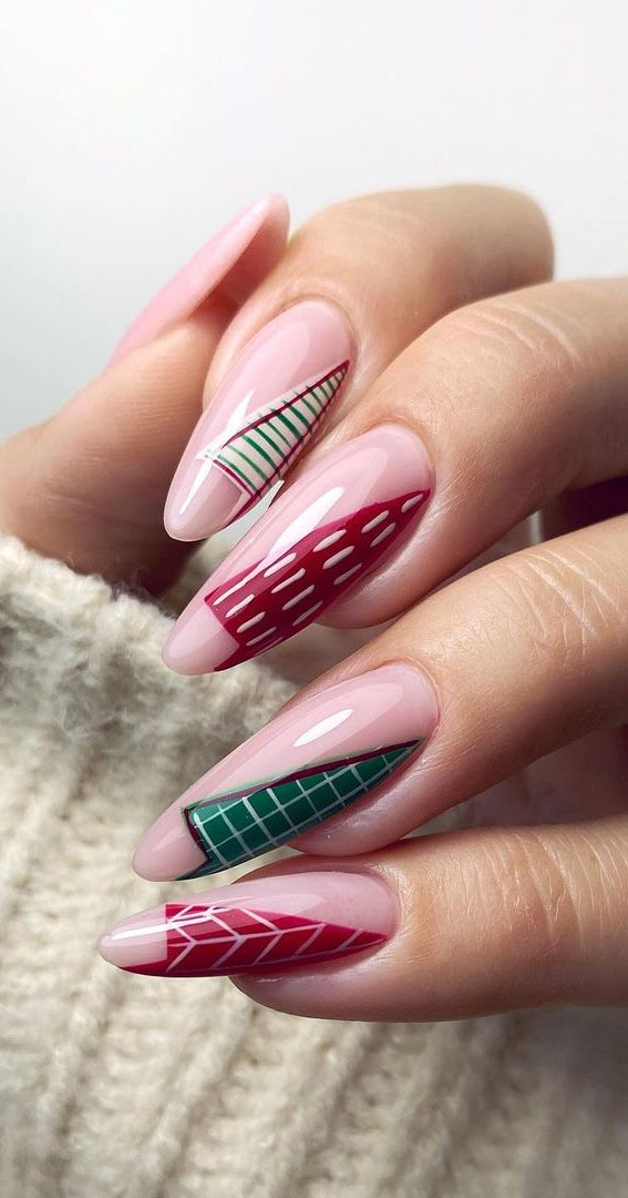 50+ Festive Holiday Nail Designs & Ideas : Mix n Match Christmas Tree Pink Nails