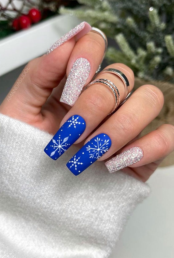 blue and silver christmas nails, christmas nails, festive nails, cute christmas nails