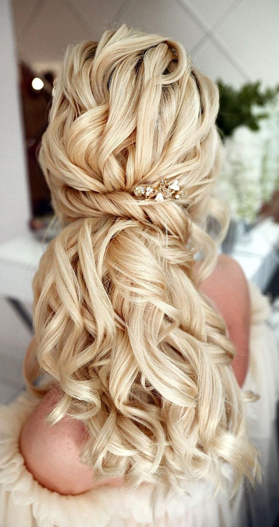 40 Best Prom Hairstyles for 2023 : Wrapped Up Pony