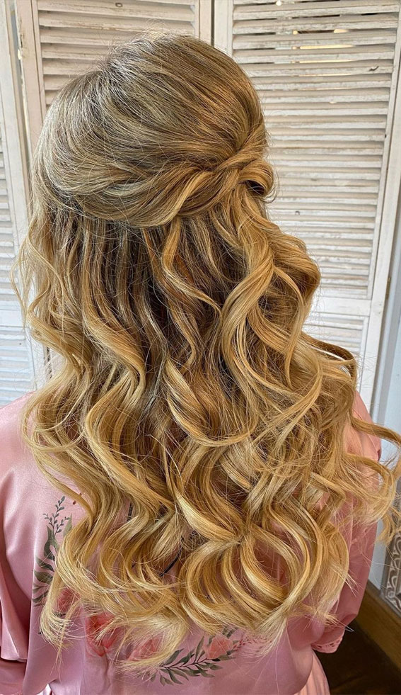40 Best Prom Hairstyles for 2023 : Beach Wavy Twisted Half Up