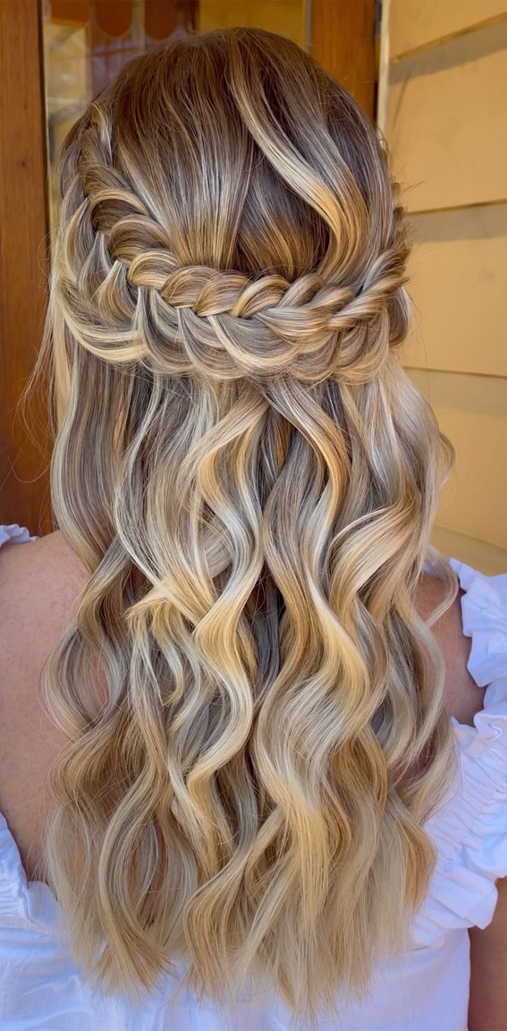 40 Best Prom Hairstyles for 2023 : Curly Wave Textured Half Up Half Down