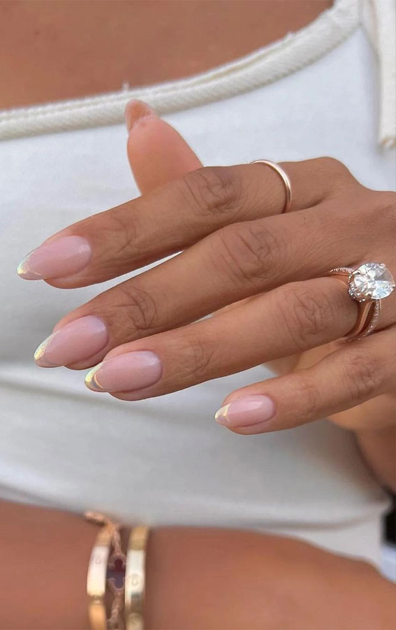 25 Beautiful Neutral Nails To Welcome 2023 : Gold French Tips