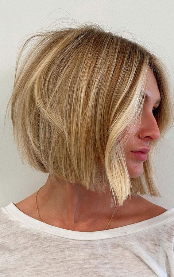 52 Best Bob Haircut Trends To Try in 2023 : Textured Bob + Money Piece
