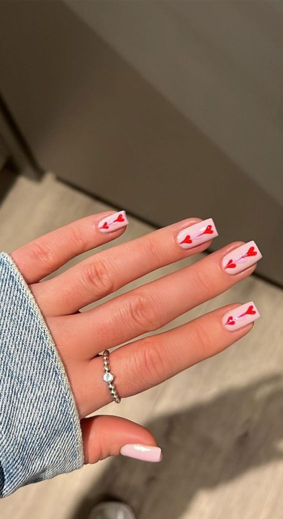 30 Lovely Valentines Nails in 2023 : Smudged hearts