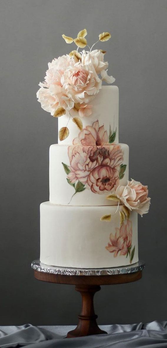 40 Beautiful Wedding Cake Trends 2023 : Painted Ponies + Sugar Ponies