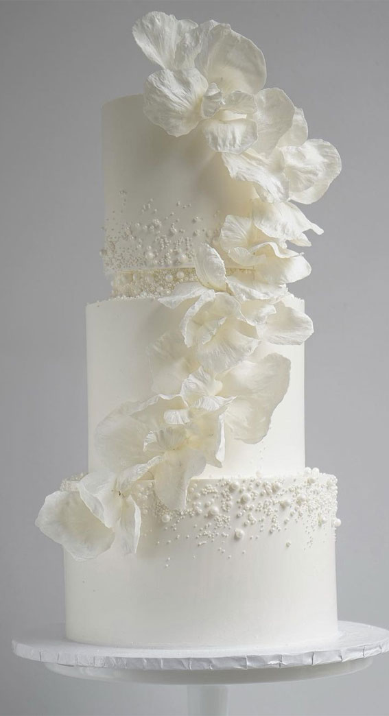 40 Beautiful Wedding Cake Trends 2023 : Pearl Cake with Cascading Floral