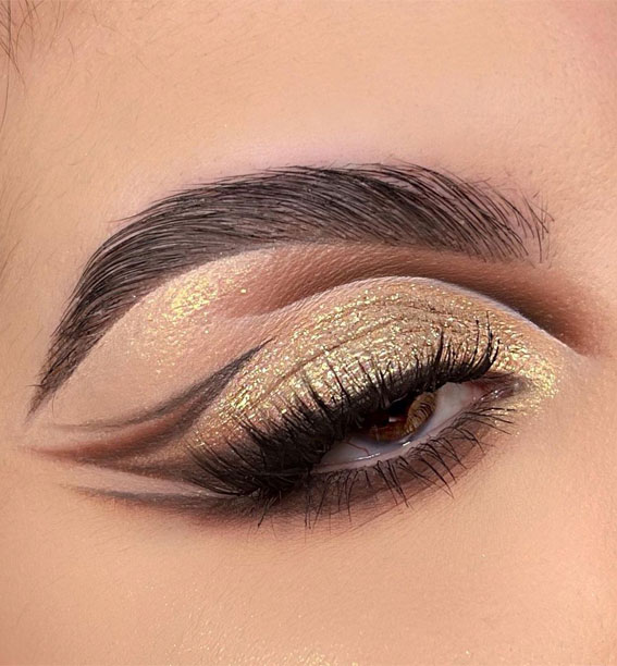 40+ Trendy Eyeshadow Looks : Glitter Gold & Brown