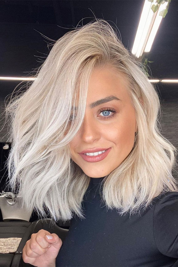 50+ Ways To Wear Spring’s Best Hair Colours : Platinum Blonde Lob Cut