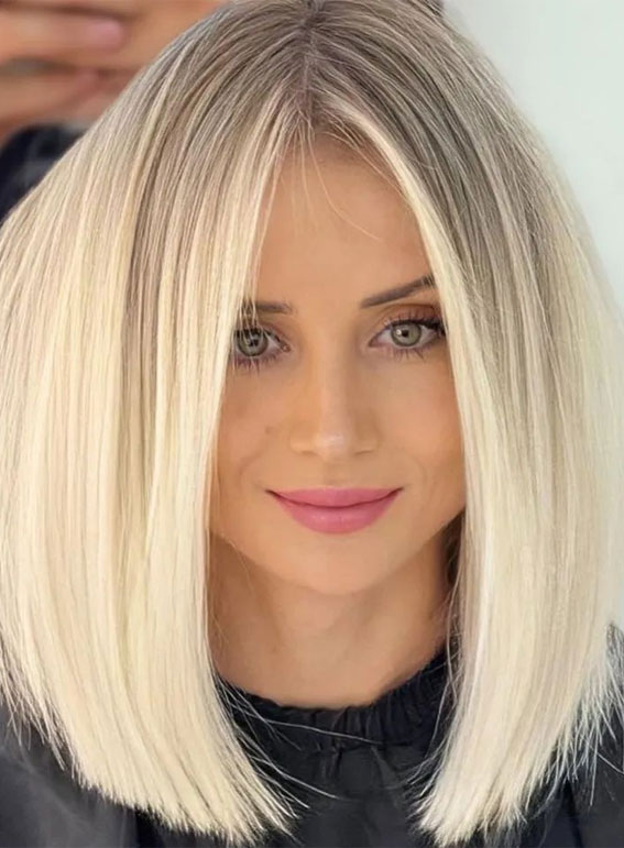 50+ Ways To Wear Spring’s Best Hair Colours : Middle Part Lob Vanilla Blonde
