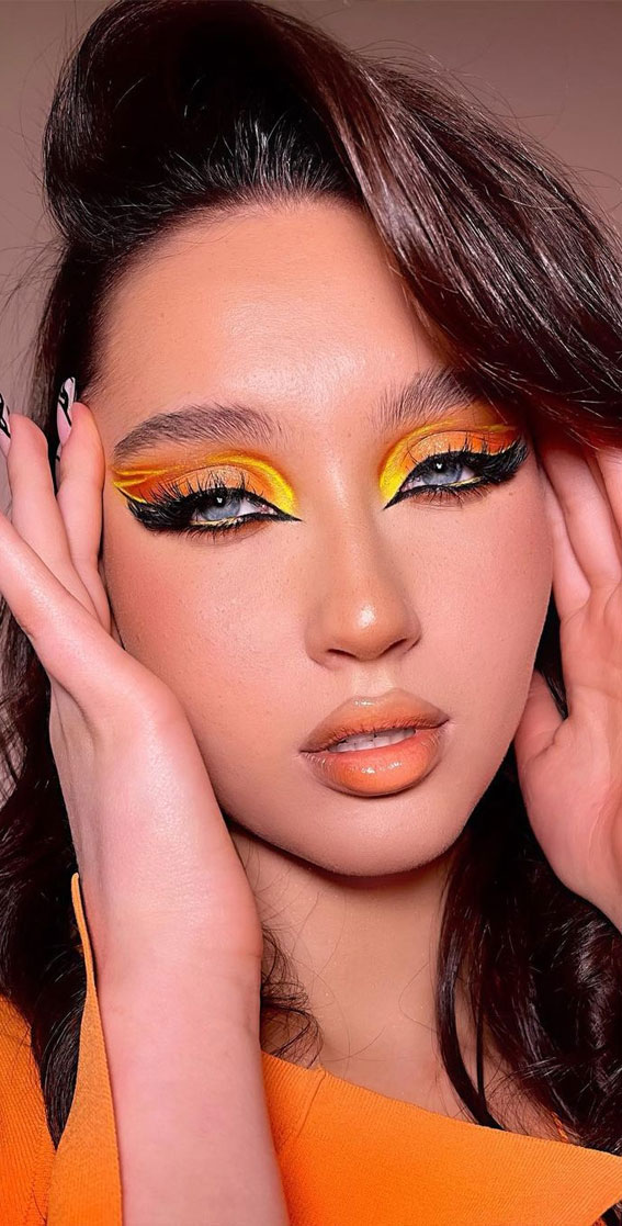 40+ Trendy Eyeshadow Looks : Orange Flame