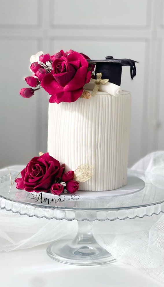 55+ Cute Cake Ideas For Your Next Party : Graduation White Cake