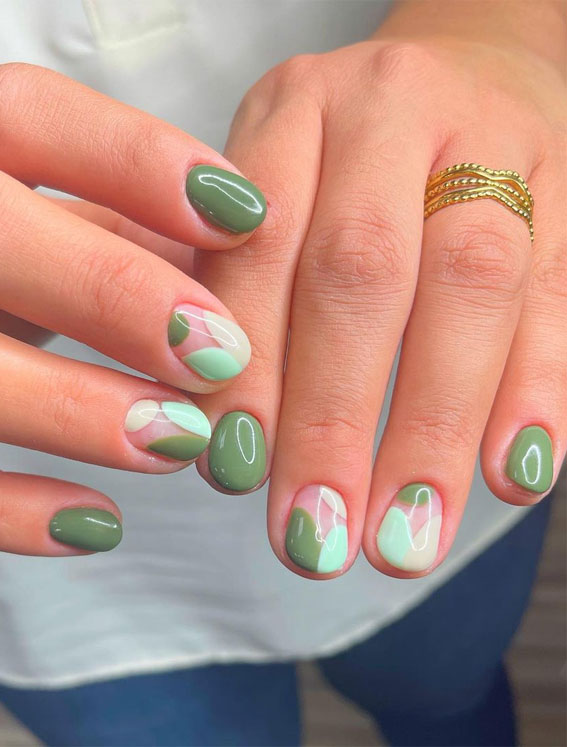 50+ Pretty Spring Colour Nail Ideas & Designs : Green-Toned Short Nails