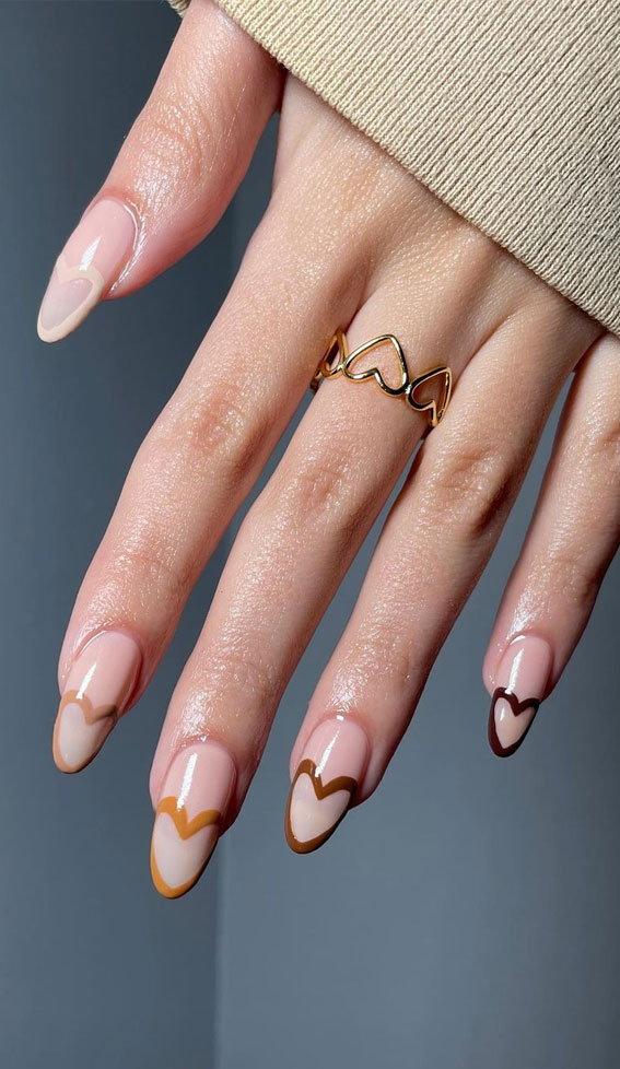 50+ Pretty Spring Colour Nail Ideas & Designs : Gradient Brown Heart Outline Tips