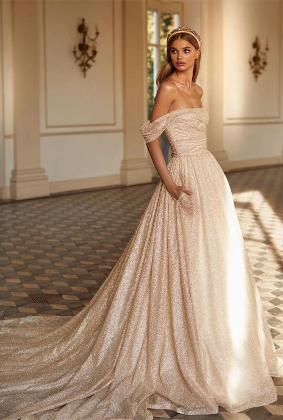 Timeless Wedding Dresses To Lookout : Off The Shoulder Shimmery Dress