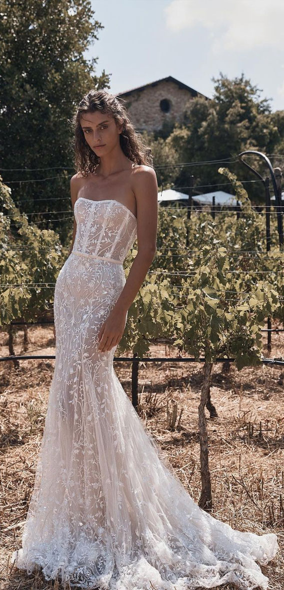 Timeless Wedding Dresses To Lookout : Fit & Flare Gown + Belt