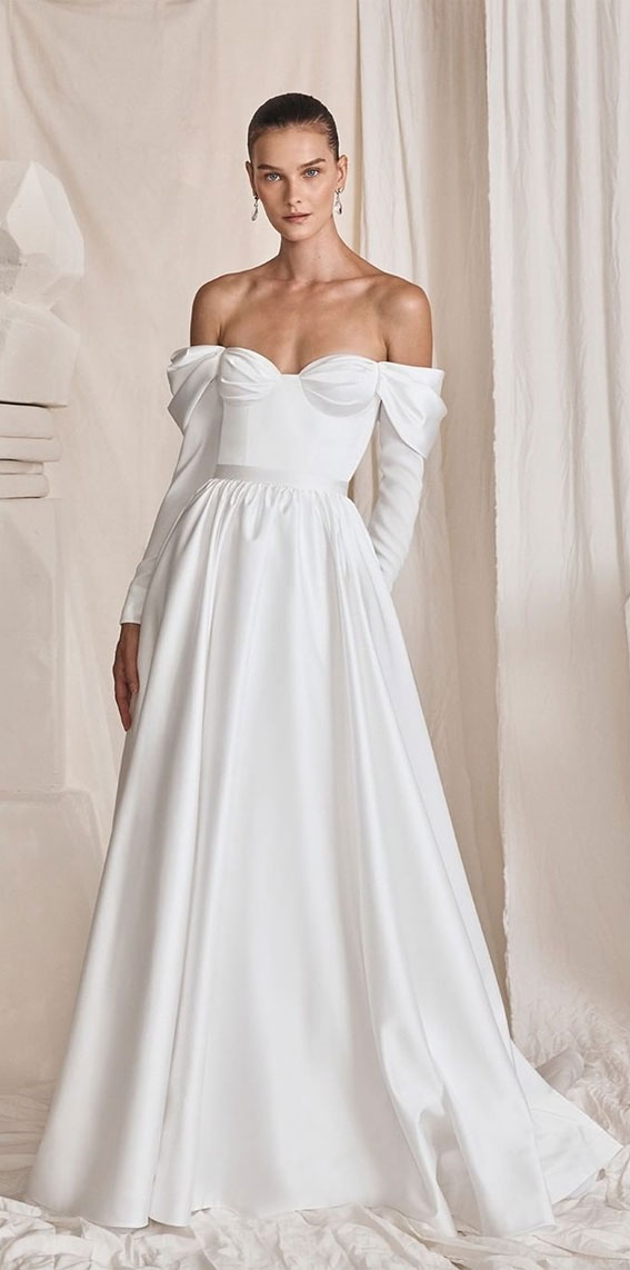 Timeless Wedding Dresses To Lookout : Drop shoulder long sleeves