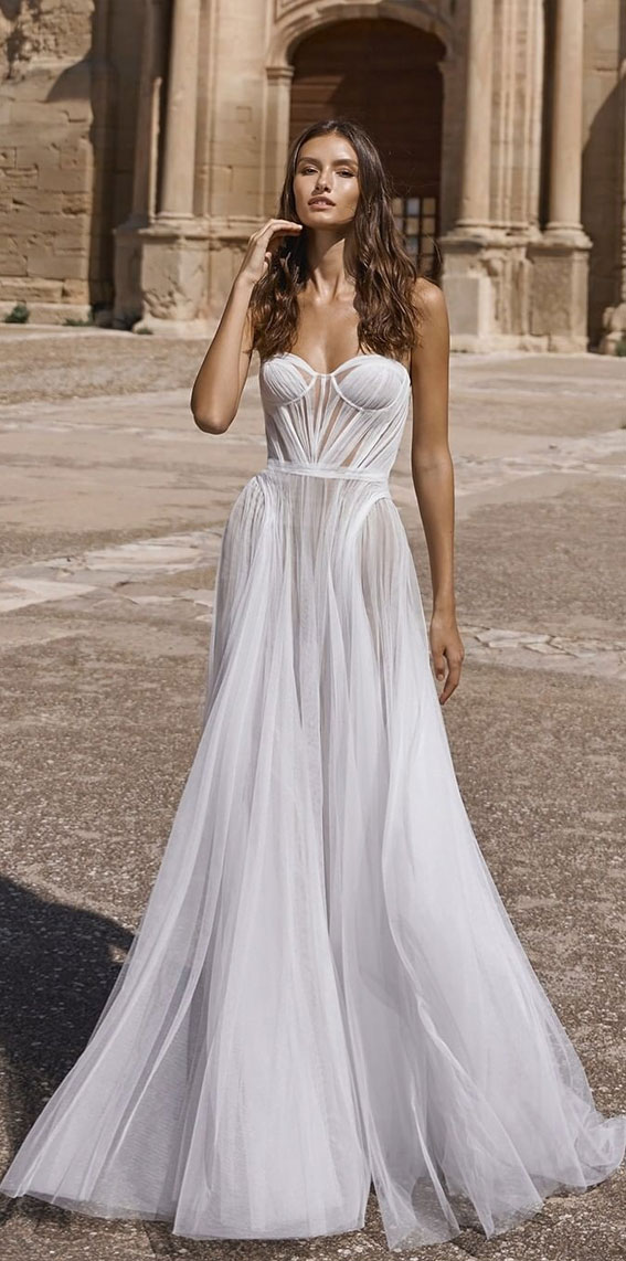 Timeless Wedding Dresses To Lookout : Semi-sheer tulle