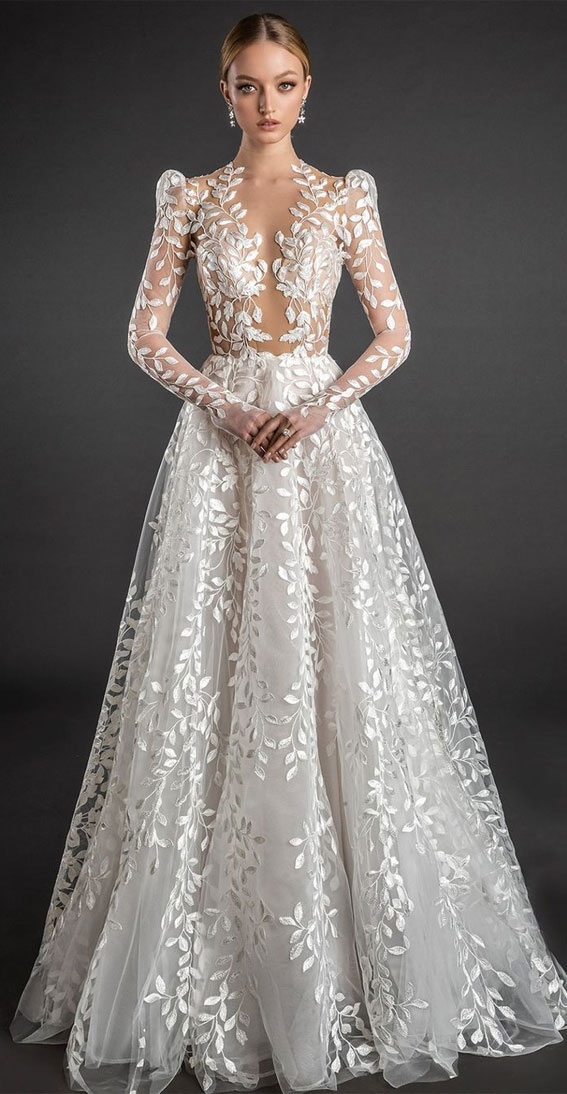 Timeless Wedding Dresses To Lookout : Romance and edge