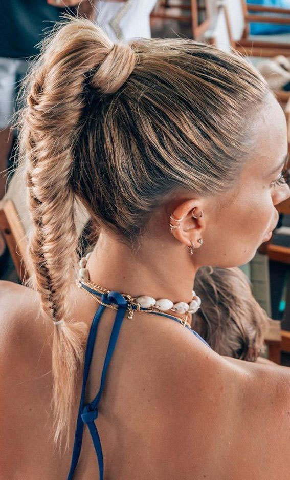 45 Cute Hairstyles for Summer & Beach Days : Fishtail Ponytail