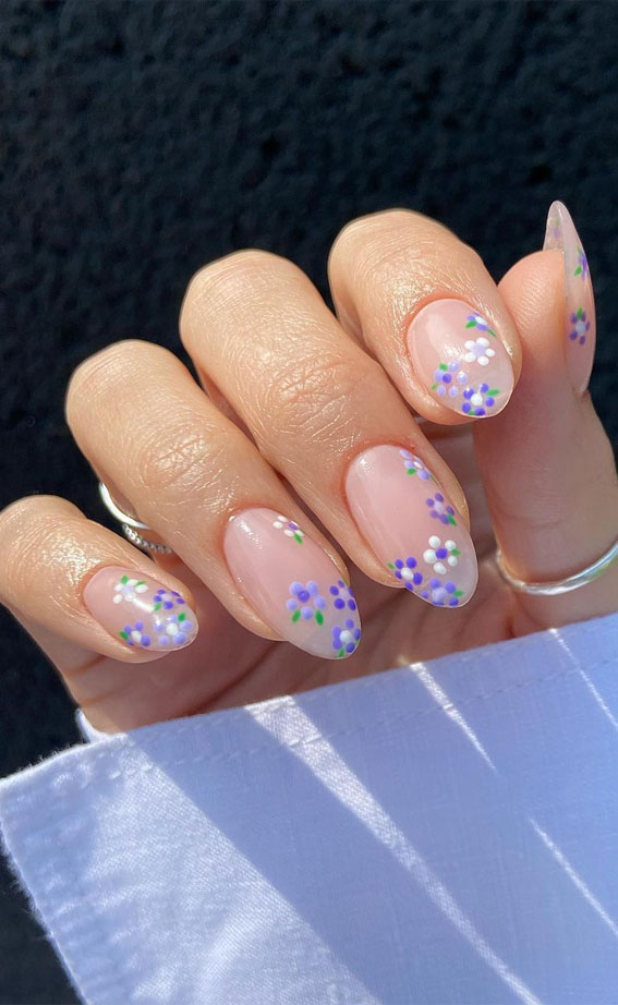 10 Floral Nail Art Ideas To Freshen Up Your Spring Manicures