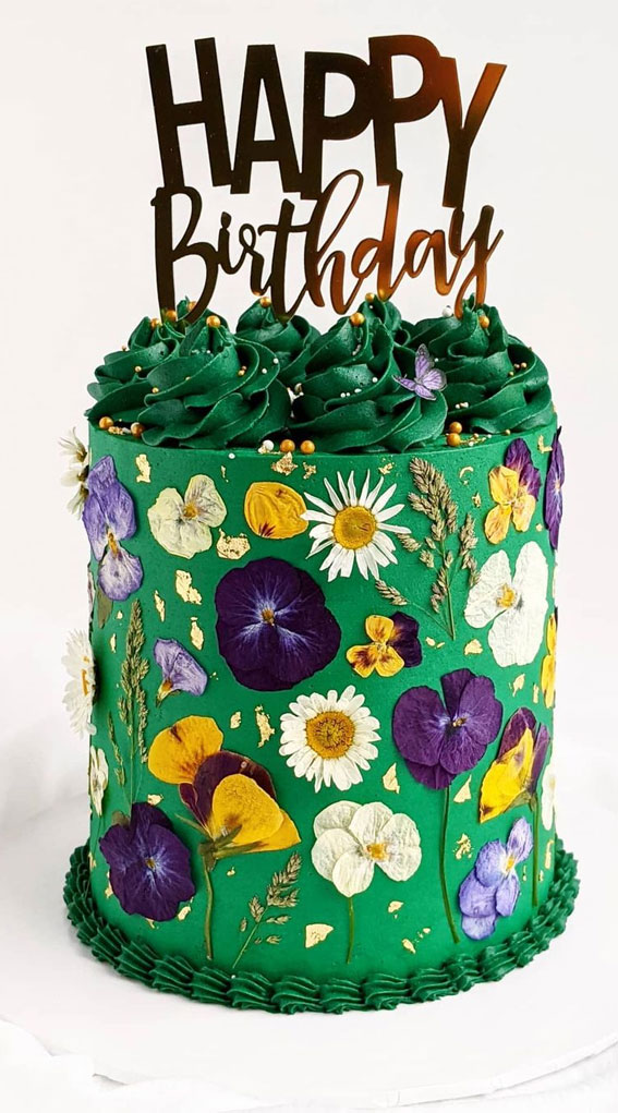 33 Edible Flower Cakes That’re Simple But Outstanding : Dark Emerald Cake