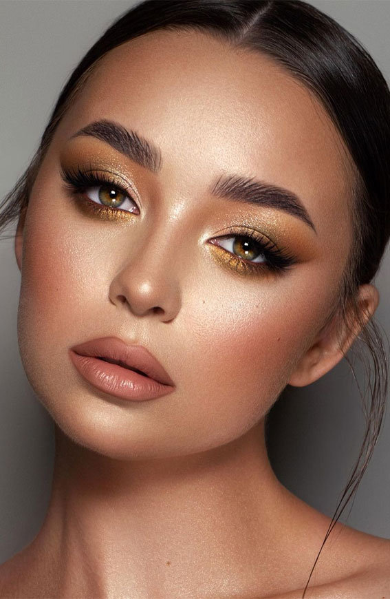 50 Romantic Wedding Makeup Ideas : Gold