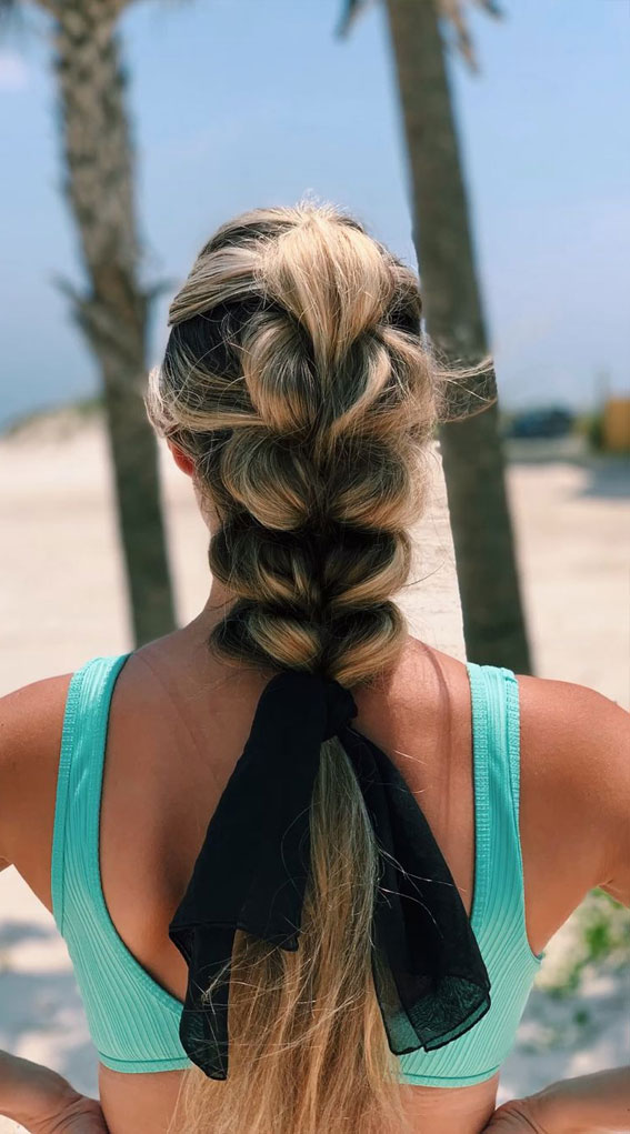 45 Cute Hairstyles for Summer & Beach Days : Chunky Pull Through Braid
