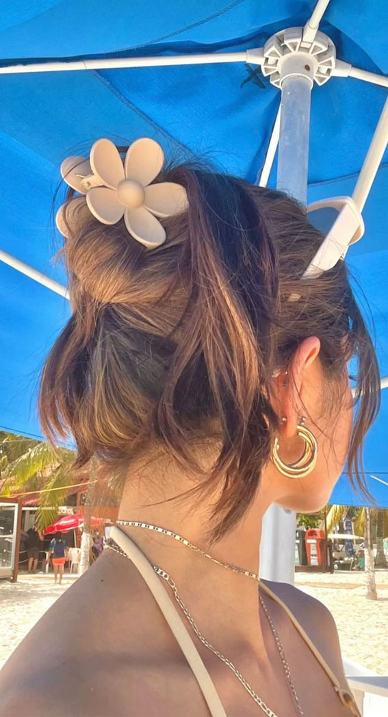 15 Beach Hairstyles To Up Your Holiday Hair Game (2019)