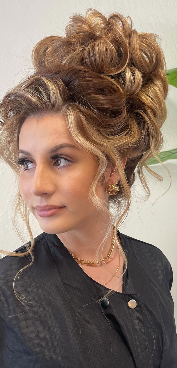 40 Updo Hairstyles Perfect For Any Occasion : Face Frame + Textured Updo