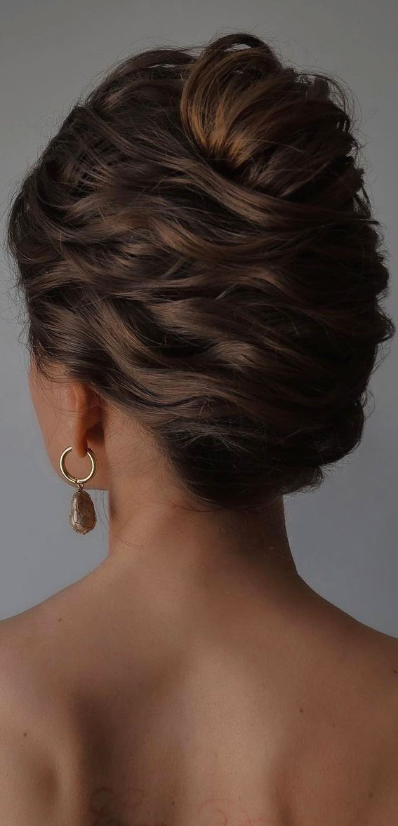 40 Updo Hairstyles Perfect For Any Occasion : Textured French Twist