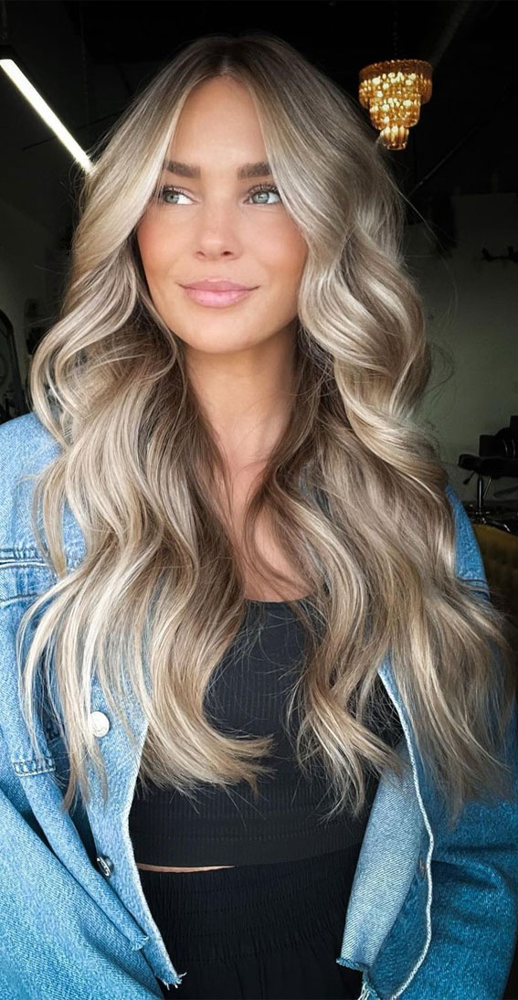 57 Cute Hair Colours and Hairstyles : Champagne Blonde Face Framing