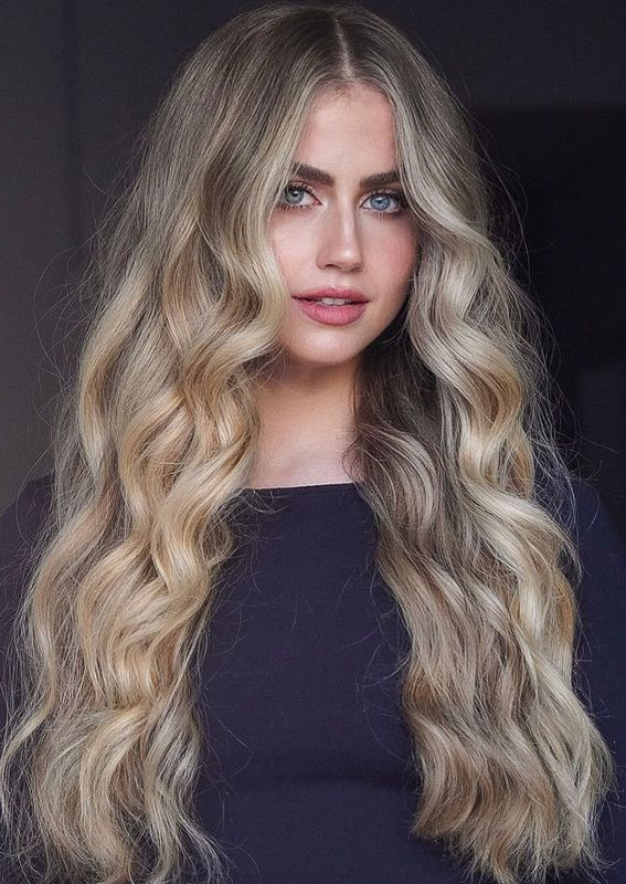 57 Cute Hair Colours and Hairstyles : Honey Blonde Beauty