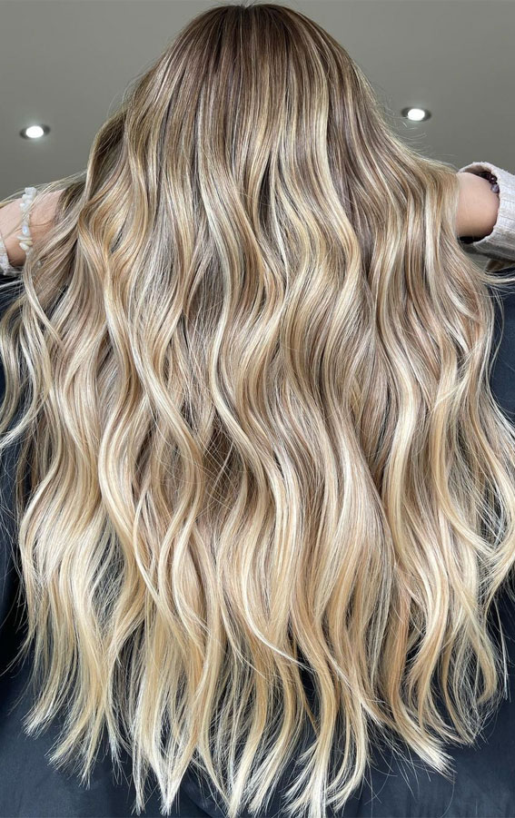 57 Cute Hair Colours and Hairstyles : Blended Blonde
