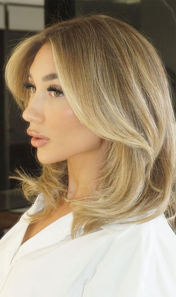 50+ Different Styles of Layered Haircuts : Honey golden beige