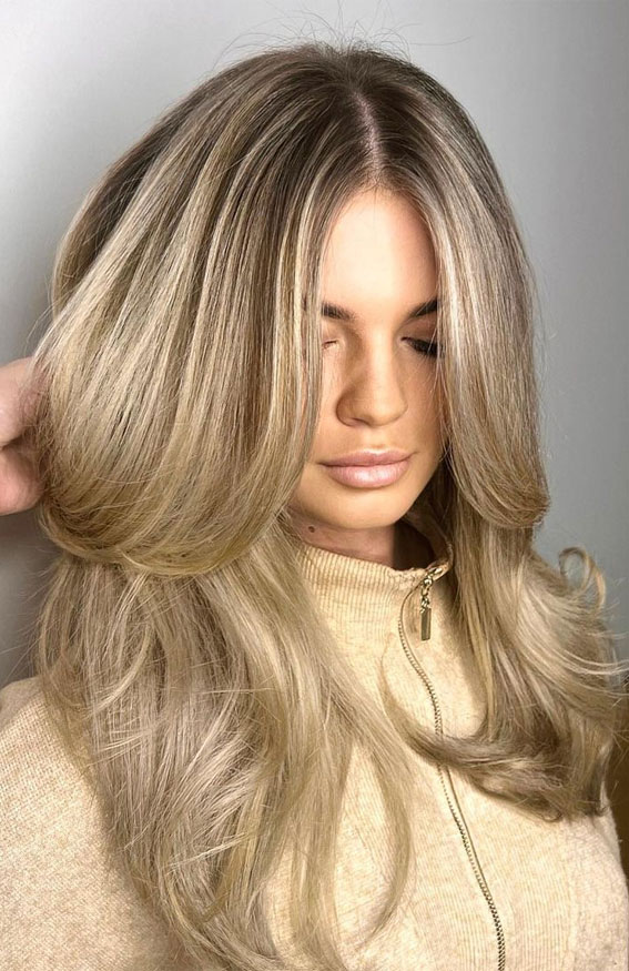 50+ Different Styles of Layered Haircuts : Beige Blonde Layers