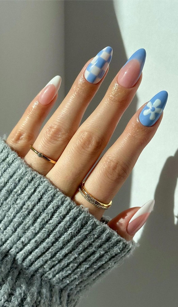 Cute Spring Nails To Inspire You : Baby Blue Retro Nails