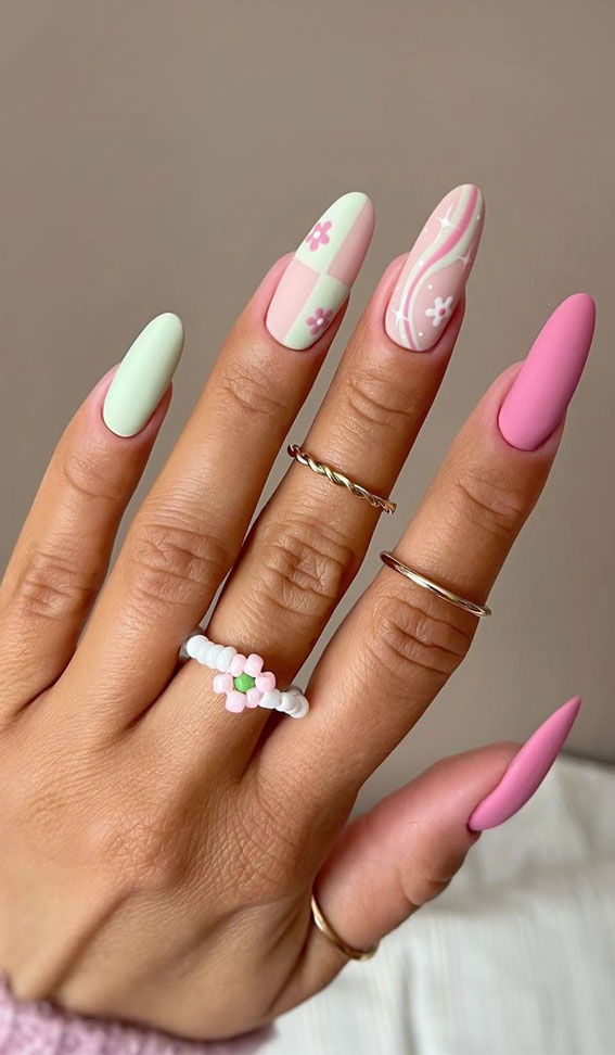 Cute Spring Nails To Inspire You : Retro Pink Pattern