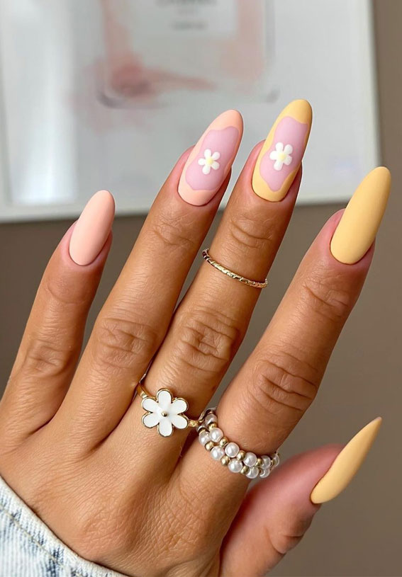 Cute Spring Nails To Inspire You : Soft Peach + Soft Yellow