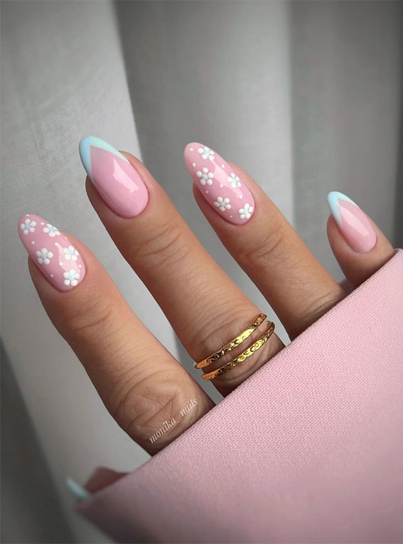 Cute Spring Nails To Inspire You : Blue & White Daisy + French Tips