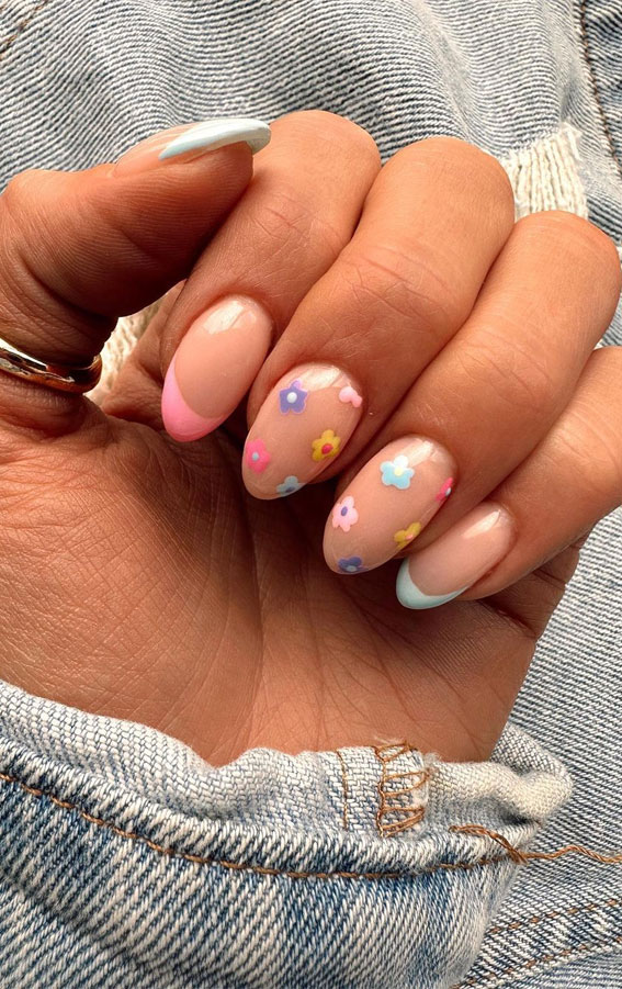 50+ Cute Summer Nails for 2023 : Flower & French Pastel Tips