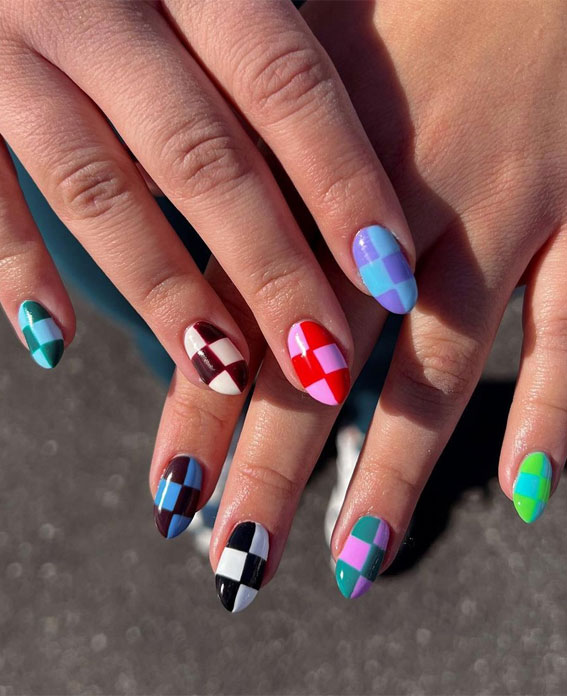 50+ Cute Summer Nails for 2023 : Colourful Checker Board