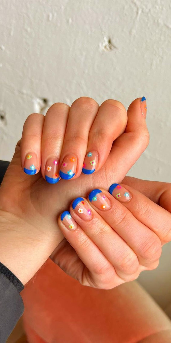 50+ Cute Summer Nails for 2023 : Flower + Blue French Tips