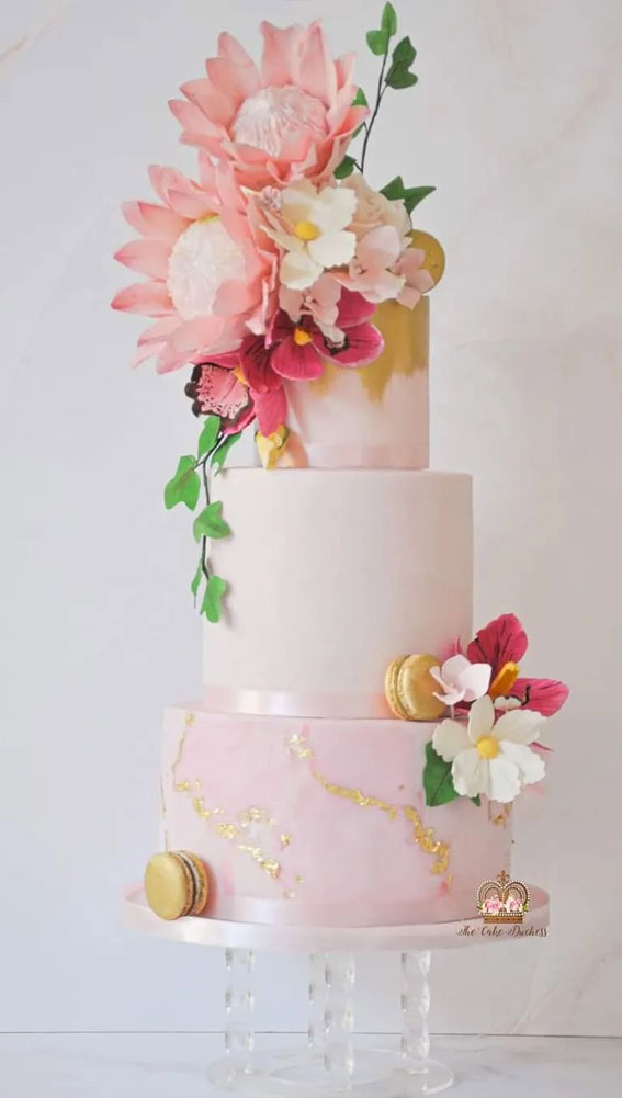 Beautiful 50+ Wedding Cakes to Suit Different Styles : Pink Textured Cake with Sugar Floral