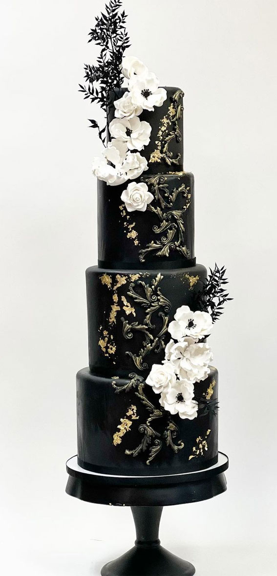 Beautiful 50+ Wedding Cakes to Suit Different Styles : Opulence Black Cake